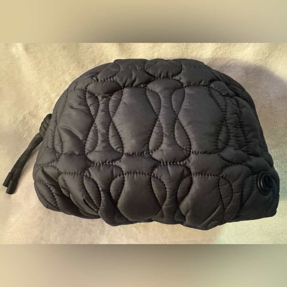 Lululemon Quilted Cosmetic Pouch - Black